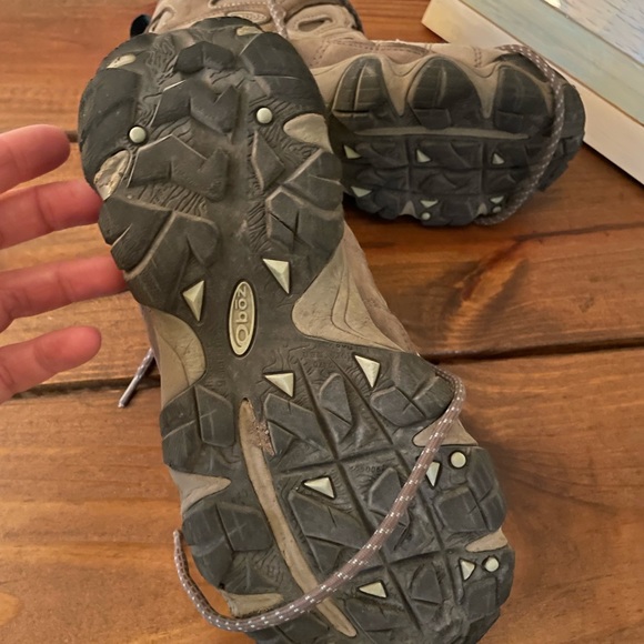 Water proof Hiking boots - Picture 4 of 6